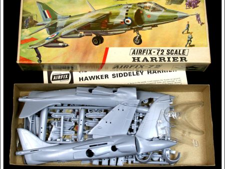 Airfix Hawker Siddeley Harrier 1:72 Scale Kit. Vintage Red Stripe Box. Sale