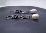 Thick Oval Chain Pearl Earrings For Discount